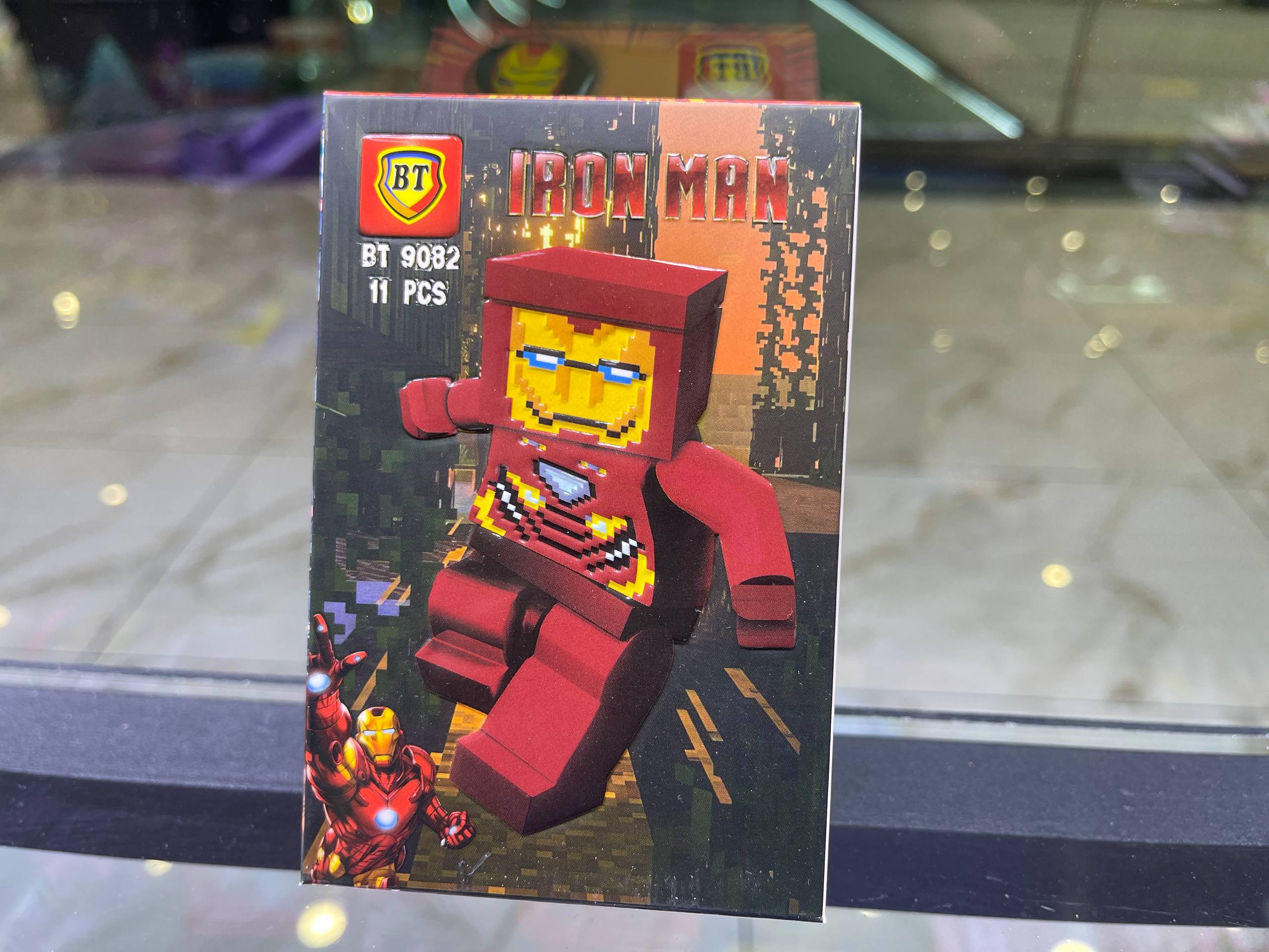 لگوی شخصیت Iron Man